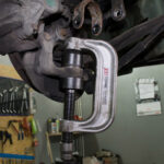 Zusatzbild 2 De- Montagewerkzeug für Traggelenke Mercedes Benz C219, W163, W164, W211, W220, W230 inkl. Kugelgelenk-Ausdrücker